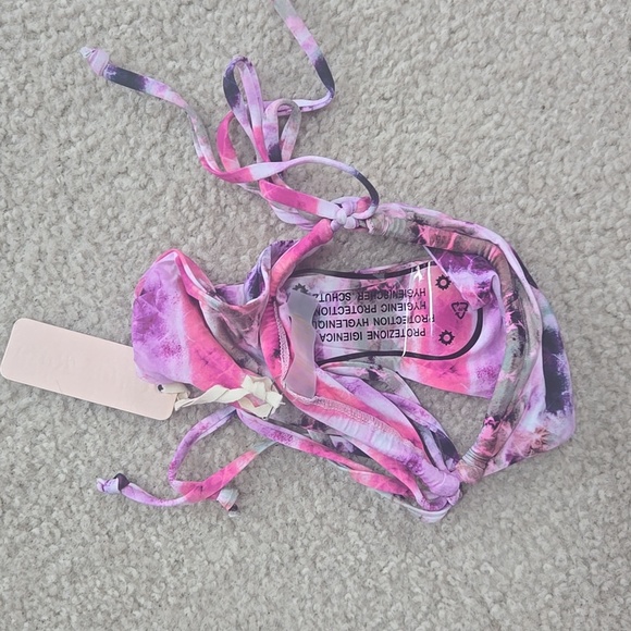 NWT Chloe Rose Revolve Dream On Pink Purple Tie-Dye Bikini Set Size Medium - Picture 4 of 8